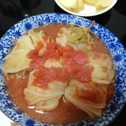 キャベツがなかったので白菜で代用しました。葉と肉に味が染み込んでとても美味しかったです( *´艸)